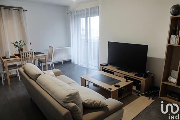 Appartement 3 pièces de 64 m² à Bordeaux (33300)