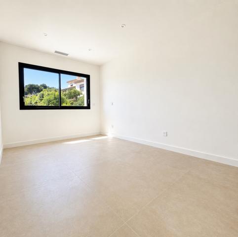 MAGNIFIQUE VILLA CONTEMPORAINE