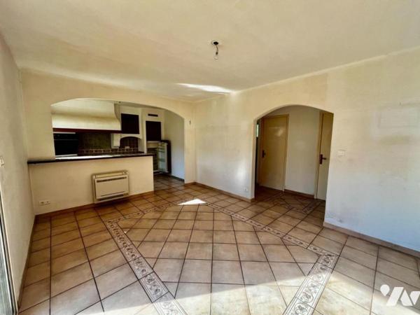 Villa 3 chambres climatisée quartier résidentiel