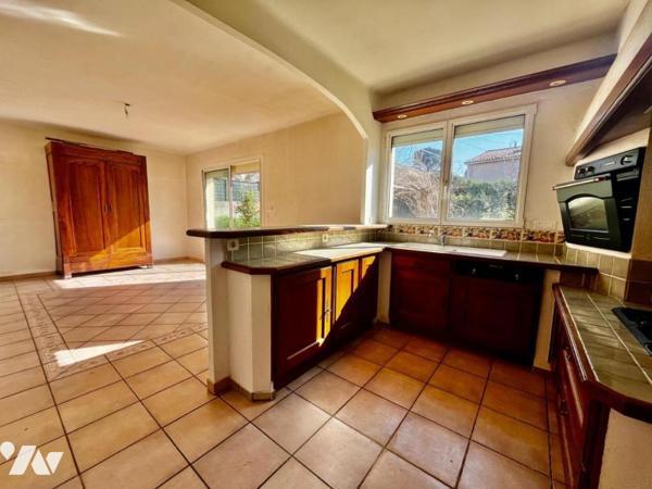 Villa 3 chambres climatisée quartier résidentiel