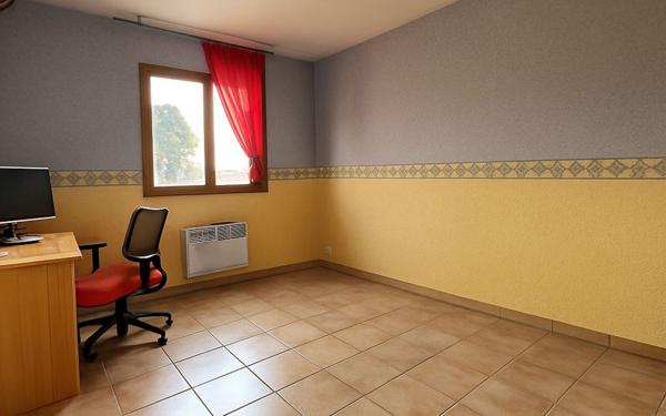 Maison à vendre    4 pièces •  Marseille 16