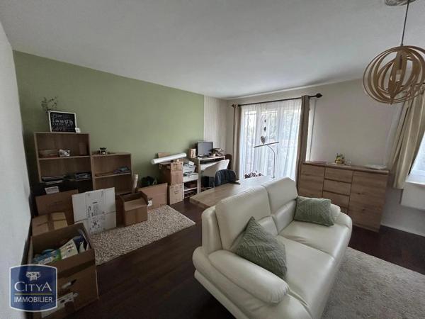 Appartement à louer 3 pièces 78.98m² Évry-Courcouronnes (91000)