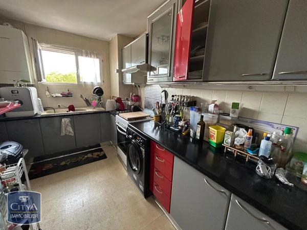 Appartement à louer 3 pièces 78.98m² Évry-Courcouronnes (91000)