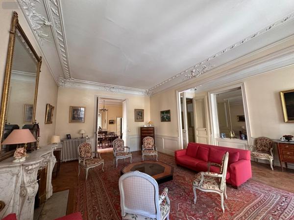 Appartement à vendre à Bordeaux en Gironde (33000), ref : 022/1195   
Jardin Public