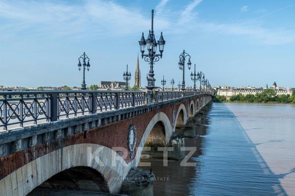 Loft avec terrasse de 120 m2 - Bordeaux -Les Chartrons