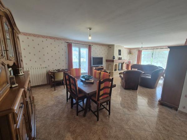 Maison 5 pièce(s) 3 chambre(s) 149 m²