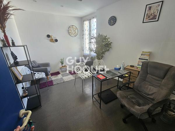 Local commercial Lescar