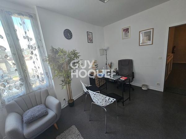 Local commercial Lescar