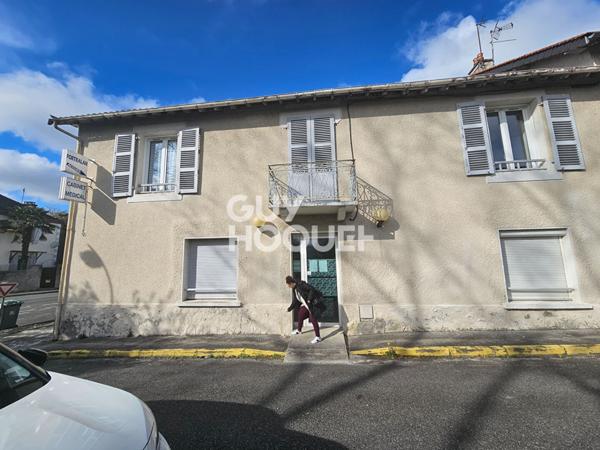 Local commercial Lescar