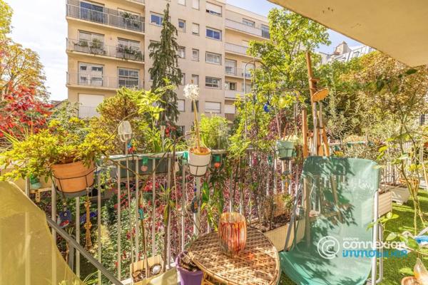 Village d'Auteuil - immeuble - semi récent - 3 pièces - 2 chambres