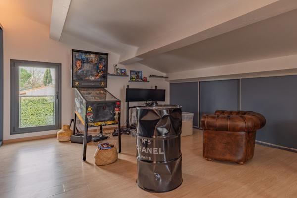 Vente Maison de luxe Aix-en-Provence 10 Pièces 250 m²