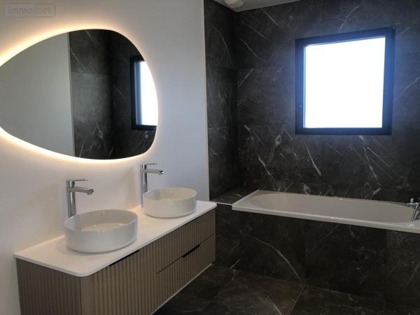 Maison à louer à Caudan dans le Morbihan (56850), ref : 56082-L77