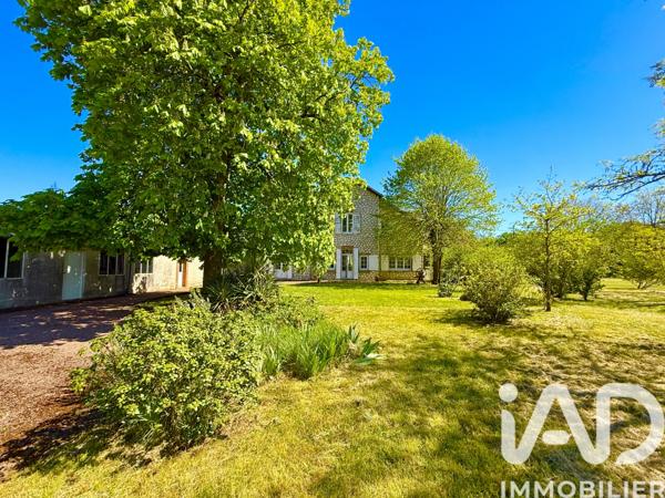 Maison à vendre 8 pièces 176 m² Cosne-Cours-sur-Loire