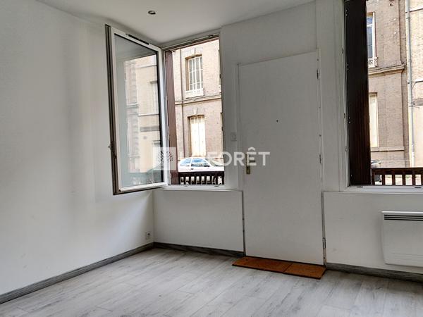 Location appartement près de ELBEUF - 1 pièce(s) - 21 m² - 331 €/mois