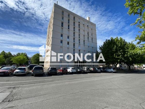 Location Appartement 2 pièces 38.8 m² - TOUR ROLLAND GARROS - 1 RUE SAINT ANTOINE DE SAINT EXUPERY Marignane 13700