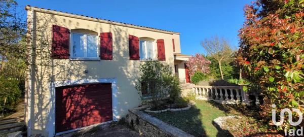 Maison à vendre 6 pièces 148 m² Nieuil-l'Espoir