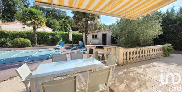 Maison à vendre 6 pièces 148 m² Nieuil-l'Espoir