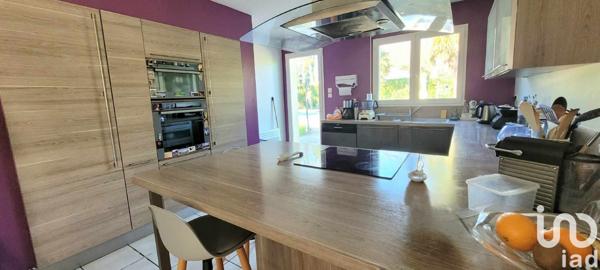 Maison à vendre 6 pièces 148 m² Nieuil-l'Espoir