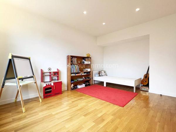 Vente Maison 9 pièces 314 m2 à Clermont-Ferrand