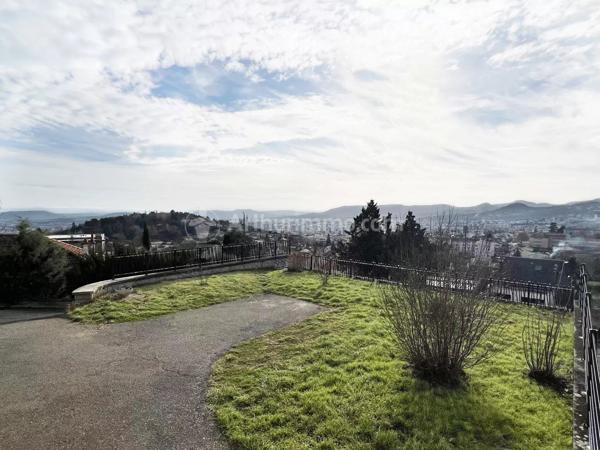 Vente Maison 9 pièces 314 m2 à Clermont-Ferrand