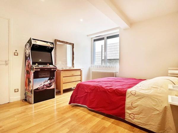 Vente Maison 9 pièces 314 m2 à Clermont-Ferrand