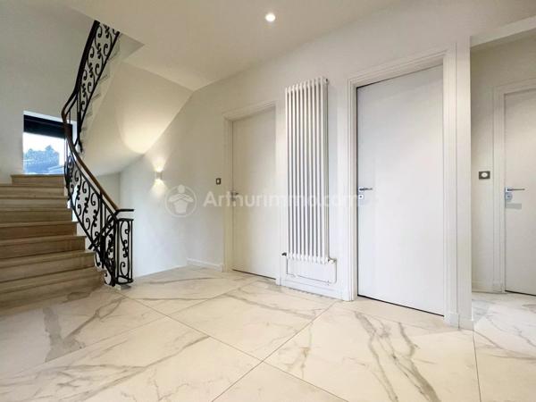 Vente Maison 9 pièces 314 m2 à Clermont-Ferrand