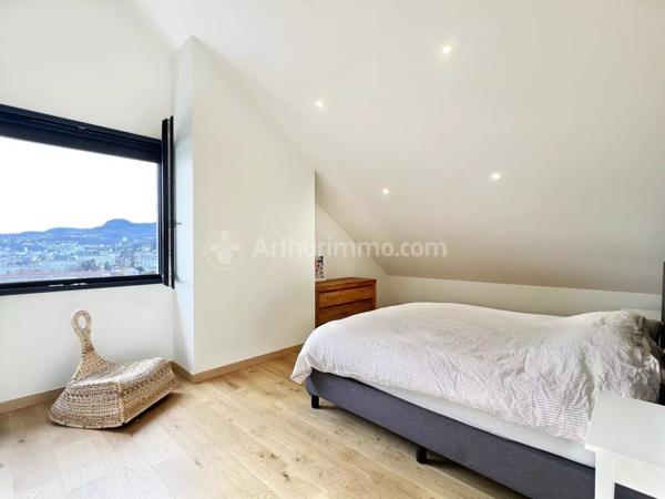 Vente Maison 9 pièces 314 m2 à Clermont-Ferrand