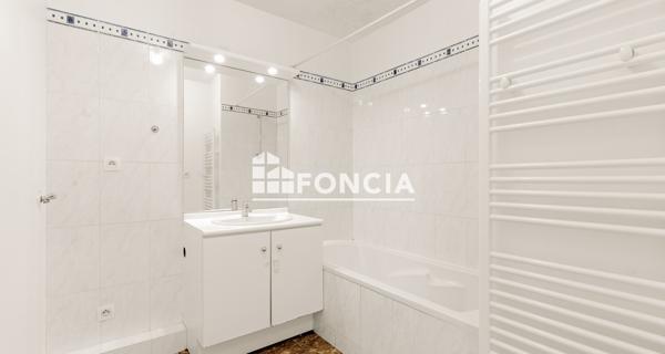 À vendre Appartement 3 pièces 64.86 m² - Vaulx-en-velin 69120