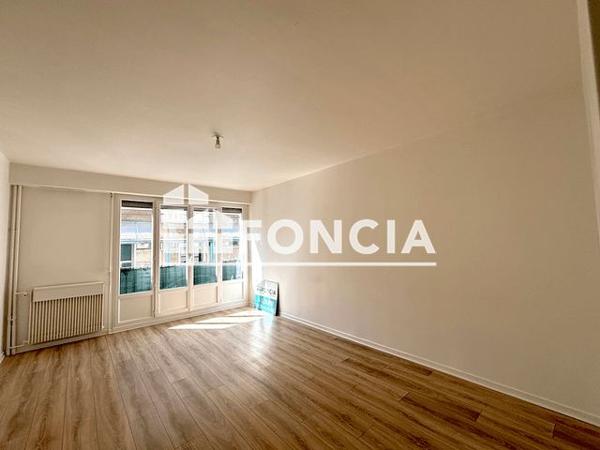 Location Appartement 3 pièces 67 m² - 25 RUE DE LATTRE DE TASSIGNY Le Havre 76600