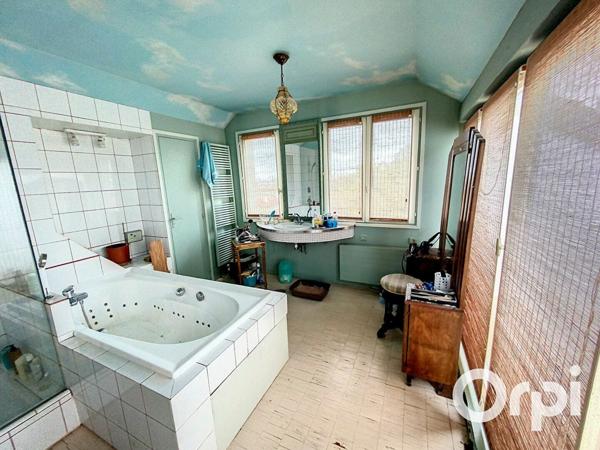 Maison à vendre    6 pièces • 180 m2 Châtillon