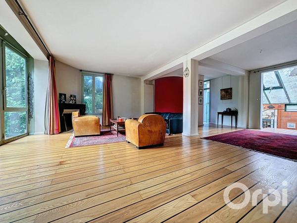 Maison à vendre    6 pièces • 180 m2 Châtillon