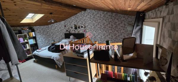 Immeuble à vendre 6 pièces de 99 m²