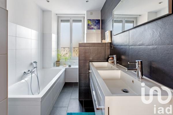 Maison à vendre 7 pièces 200 m² Saint-Julien-de-Concelles