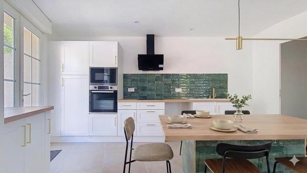 Maison rénovée avec 3 chambres et extérieur clos