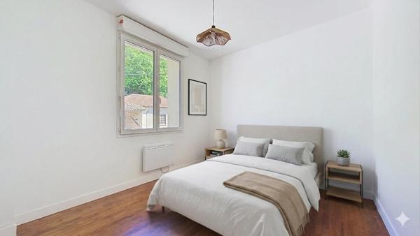 Maison rénovée avec 3 chambres et extérieur clos