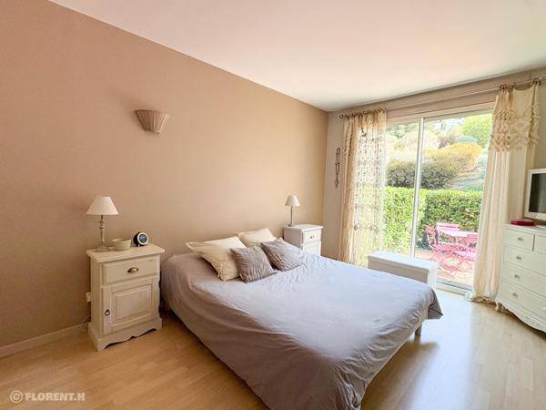 Appartement à CHARBONNIERES-LES-BAINS, 69260 - 5 pièces 110m²