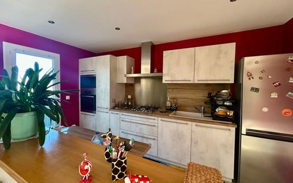 Maison à vendre    3 pièces • 81 m2 Chasselay