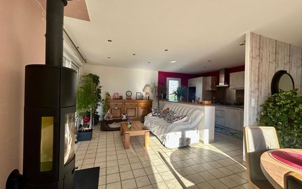 Maison à vendre    3 pièces • 81 m2 Chasselay