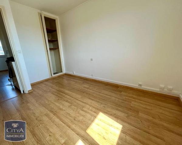 Appartement à louer 3 pièces 52m² Alençon (61000)