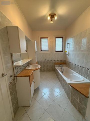 Maison à vendre à Locmariaquer dans le Morbihan (56740), ref : 56023-1382