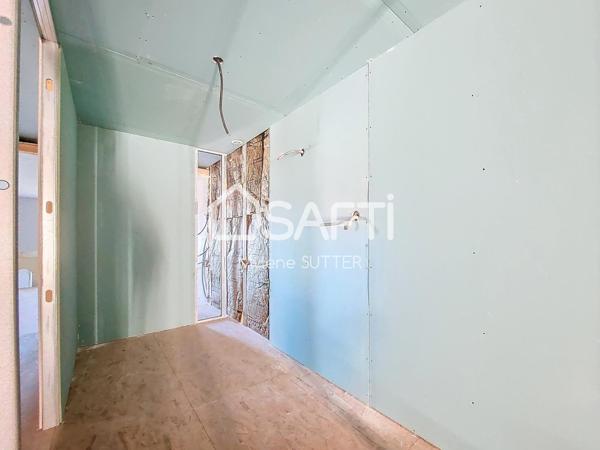 Coquette maison de village à rénover