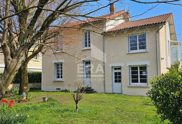Maison La Couronne 5 pièce(s) 116 m2, proche Angoulême (16000)