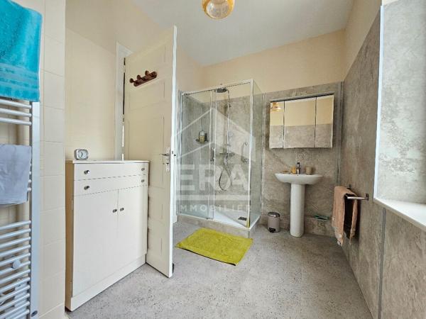Maison La Couronne 5 pièce(s) 116 m2, proche Angoulême (16000)