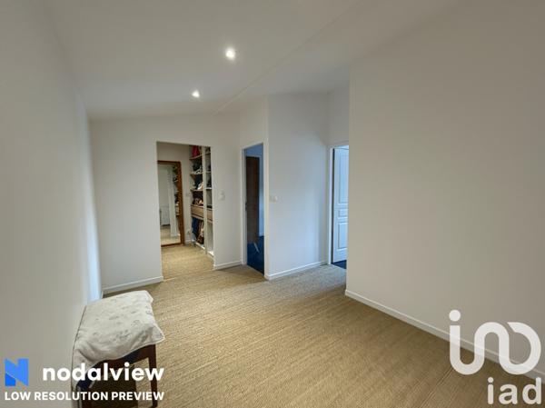 Maison à vendre 6 pièces 161 m² Saint-Just-Luzac