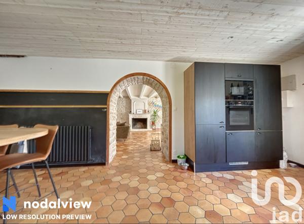 Maison à vendre 6 pièces 161 m² Saint-Just-Luzac