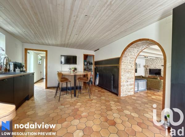 Maison à vendre 6 pièces 161 m² Saint-Just-Luzac