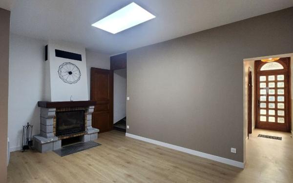 Maison à louer    5 pièces •  Feuchy