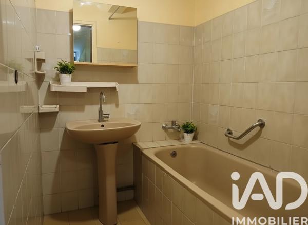 Appartement à vendre 4 pièces 62,81 m² Marseille 6