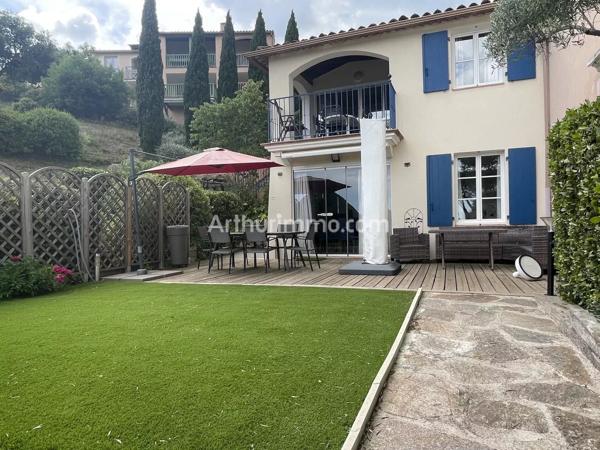Vente                                                      Appartement
                        
                     3 pièces                      36 m2                     à Grimaud