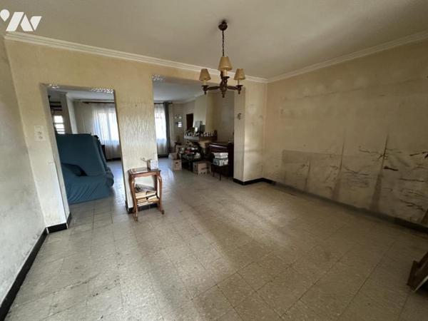 Maison de ville avec 3 garages - DENAIN